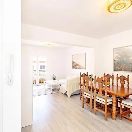 Apartment Loft - Bright And Spaceful